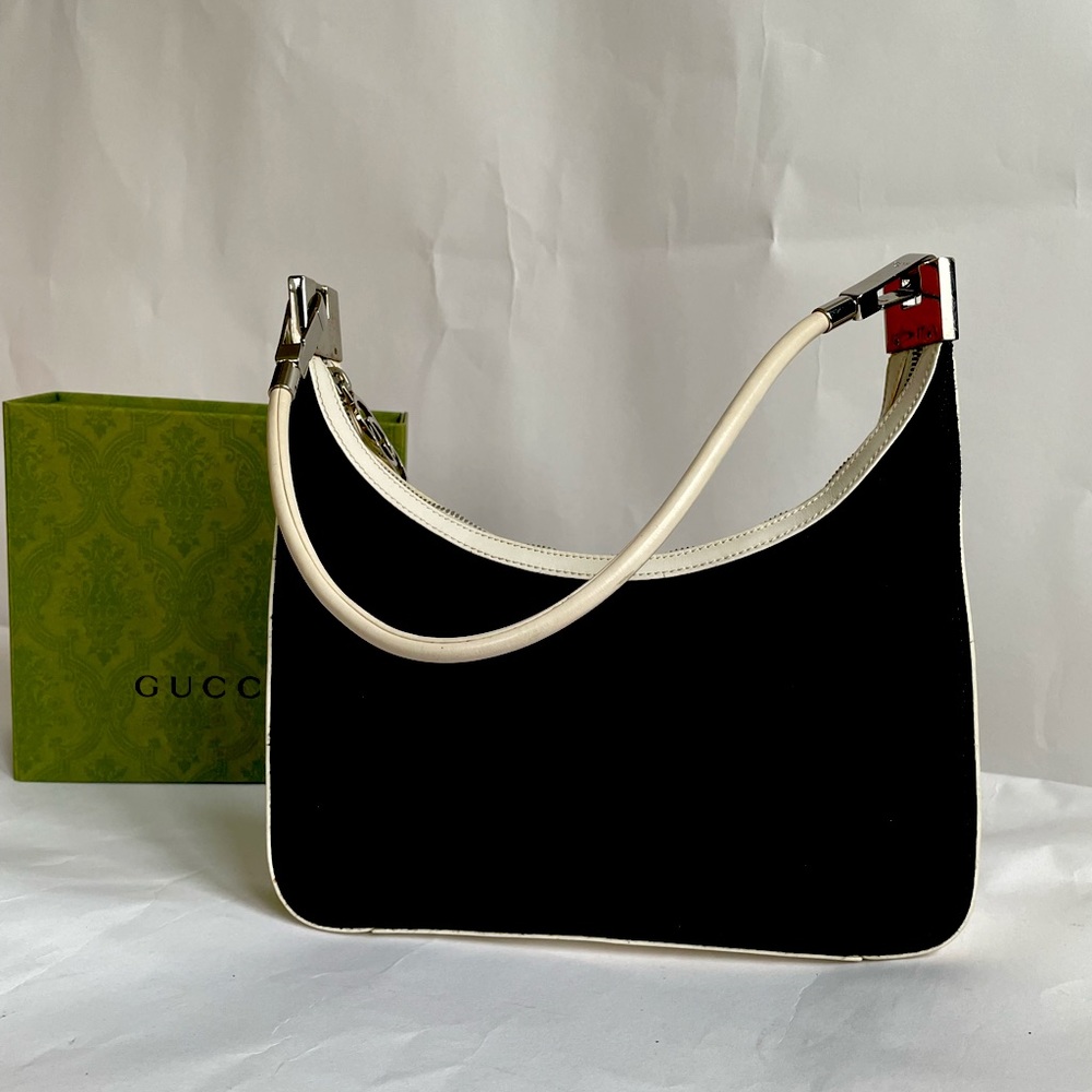 Gucci Black & Cream Purse 🖤